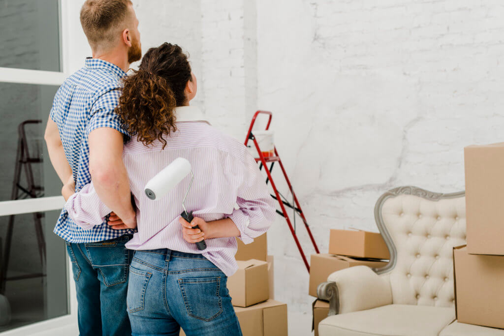 A couple making a hause renovation