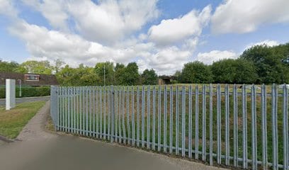 Longshoot Self Storage